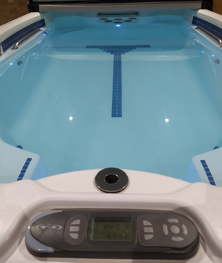 Spa de nage kvs concept 72