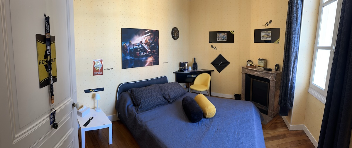 Chambre d'hôtes Renault à Écommoy, salle de bain privative partagée – KVS Concept